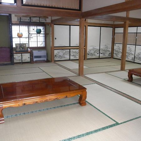 Haranoya Hotel Oshino Bagian luar foto