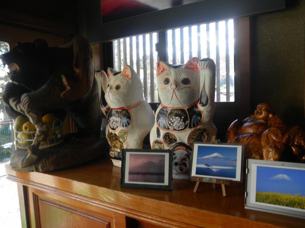 Haranoya Hotel Oshino Bagian luar foto